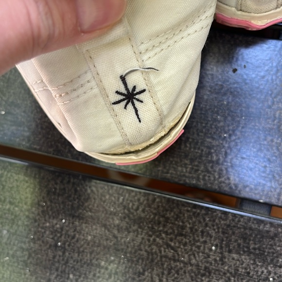 Nizza-Adidas-girls high top sneakers - Picture 9 of 10